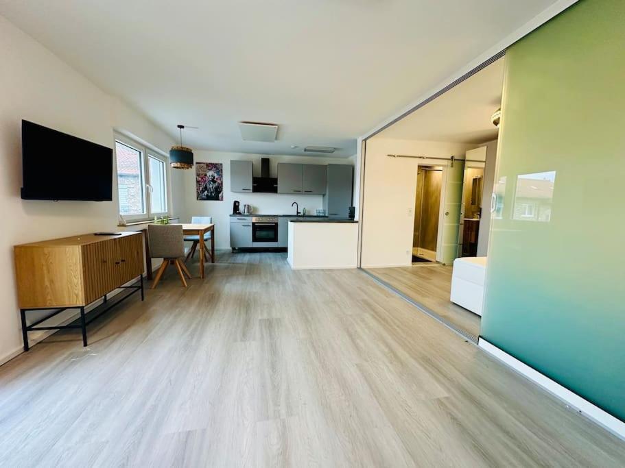 Rheinnest , Neue Und Gemuetliche Wohnung Dormagen Exterior foto